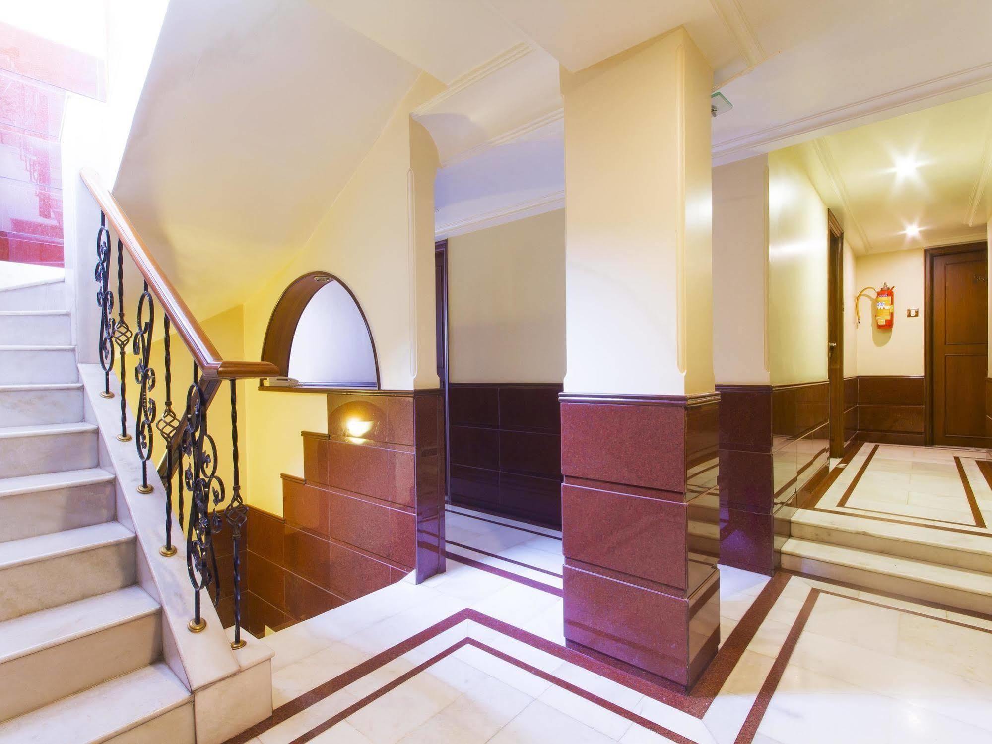 Hotel Ashray International, Sion - Near Bkc 孟买 外观 照片